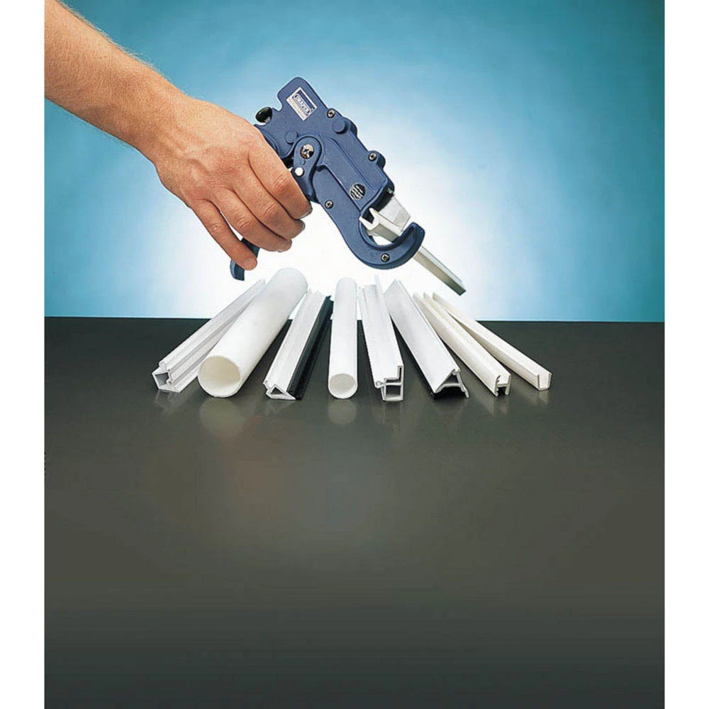 Draper Expert 35mm Capacity Plastic Pipe/Moulding Cutter - Image 2