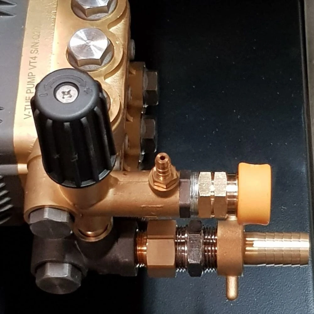 V-TUF Torrent 3RGB 275BAR 15L/min 15HP Electric Start Industrial Petrol Pressure Washer - Image 6